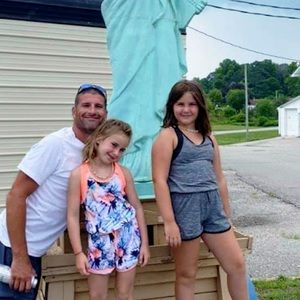 Meet your Posher, Tripp